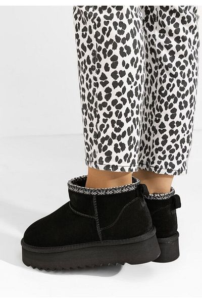 B T Shoes Cizme tip ugg cu platformă Andree negre