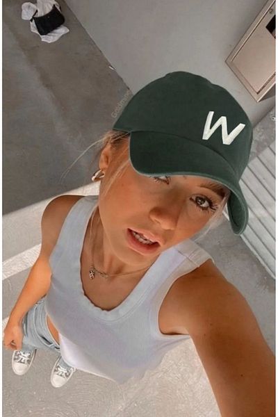 w white stars sports & wear Спортна шапка унисекс с бродирана велкро регулируема шапка на гърба