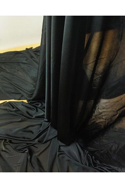 Kumaş Parça Λεπτό Τζέρσεϊ σε Μαύρο Χρώμα (Πλάτος 150 cm x Μήκος 135 cm)