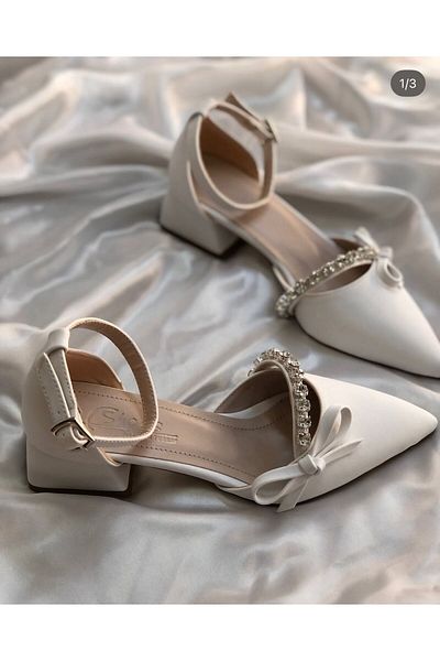 ALNASER MODA Stone Bow Heeled Satin Shoes