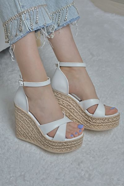 asmi shoes White Cross Strap 11 cm Wedge Heeled Shoes