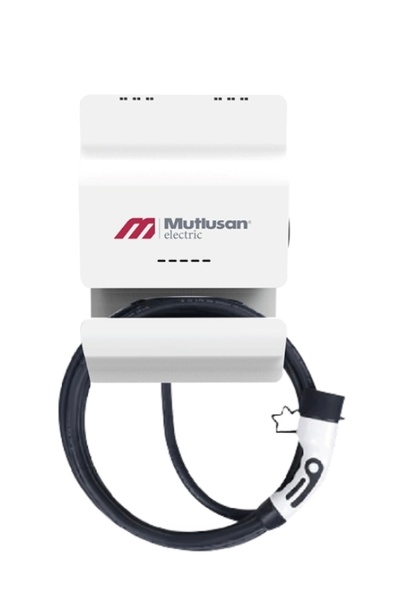 Mutlusan 220v Giriş Tek Faz 7kW Duvar Tipi Soketli 5M Kablolu Araç Şarj Ünitesi