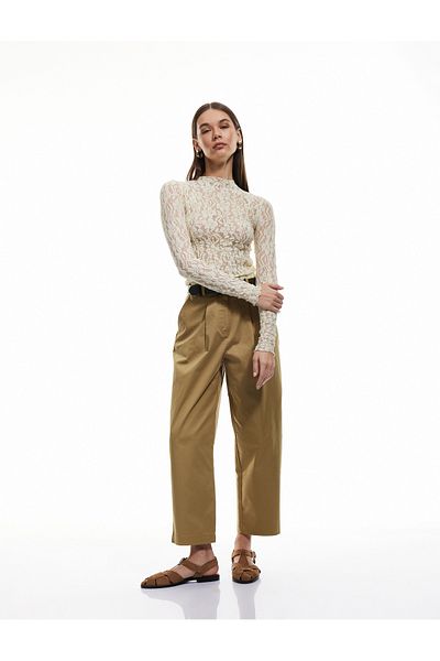 Koton Slim Fit Ημιδιάφανο Σταντ Μακρυμάνικο Δαντελένιο Σώμα