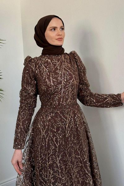 MERVEN AKYÜZ Βραδινό φόρεμα καφέ Mısra Glitter