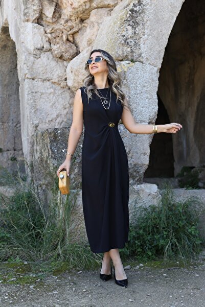 bytugcekaya Rochie neagră Orjin Zero cu mâneci drapate cu cataramă