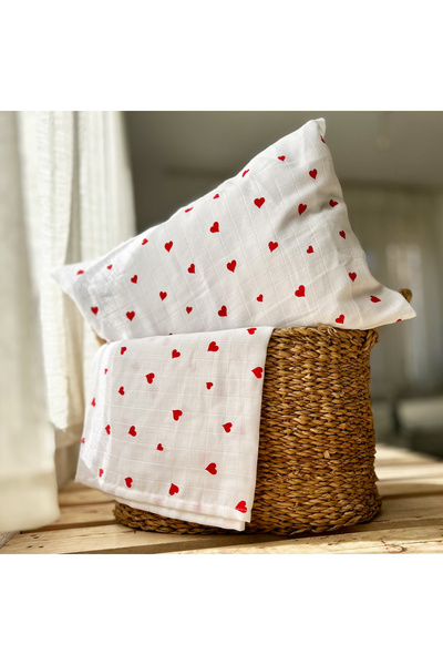 Lief Home 100% Cotton Two Layer Red Heart Patterned Muslin Cover and Pillowcase