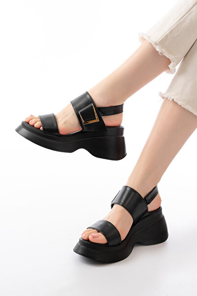 SEEM Nicole Toka Detaylı Yüksek Tabanlı Kadın Siyah Sandalet