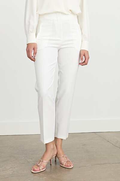 Nihan Iron Trace Carrot Trousers with Belted Waist