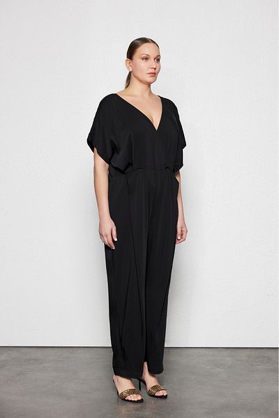 LUOKK Vivy Plus Size Pleated Jumpsuit Black