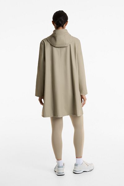 Oysho Lightweight 3k water-resistant jacket