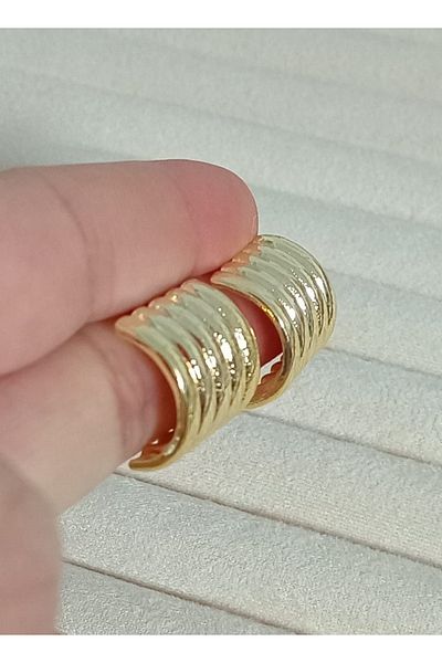 mos&more Gold Vintage Style C-Shaped Earrings for Women