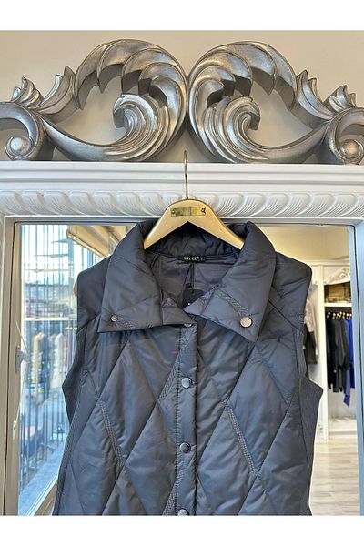 Invee Invee 6916 Quilted Vest - Dark Gray