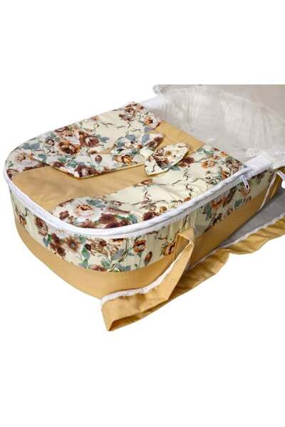 BabyCara Portable Baby Carry Cot With Luxurious Thick Cushioned Seat