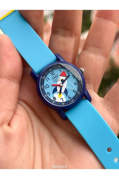 Q&Q 10 Atm, 2 Years Warranty, Blue Silicone Cord Boy's Wristwatch Suitable for Pool and Sea Use