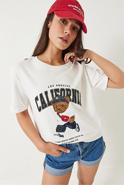 Bianco Lucci Γυναικείο μπλουζάκι με λαιμόκοψη Oversize California Los Angeles Teddy Printed 60283063