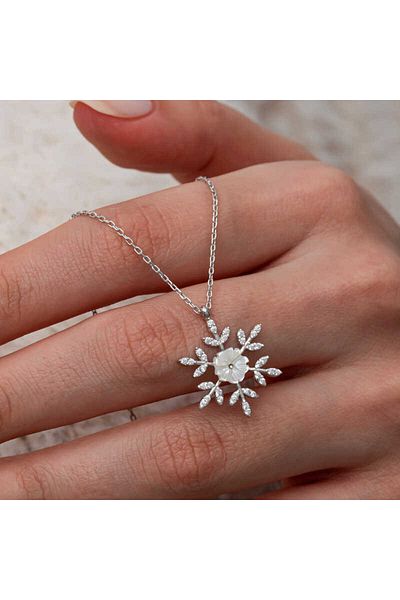 Skygo Silver Magnolia Flower Snowflake Women Necklace