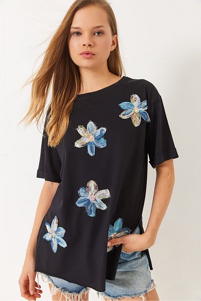Bianco Lucci Lässiges Damen-T-Shirt mit Blumenstickerei und Schlitzen an den Seiten 60283068