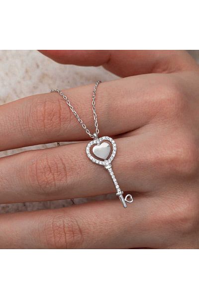 Skygo Silver Heart Key Women Necklace
