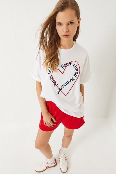 Bianco Lucci Women's Heart Embroidery Oversize T-Shirt 6009 60283086