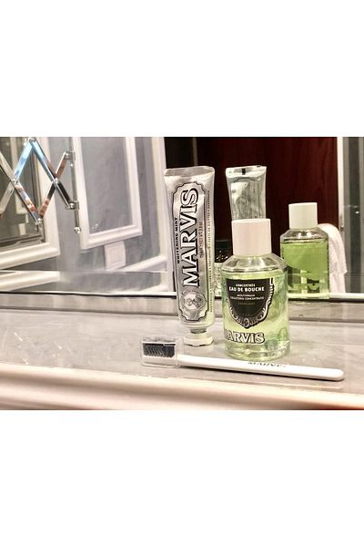 Marvis Marvis Strong Mint Mouth Wash 120 ML