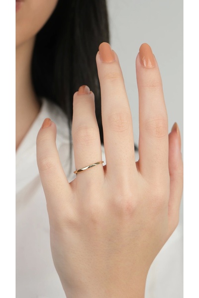 Arpaş 14 Ayar Altın Minimal Taşlı Yüzük