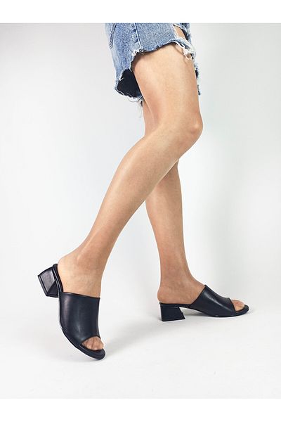GDT Ayakkabı Black Color Thick Heeled Women's Slippers