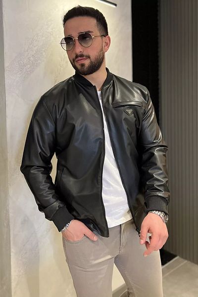 MİSHAR İTALİA Μαύρο ανδρικό εποχιακό παλτό από συνθετικό δέρμα