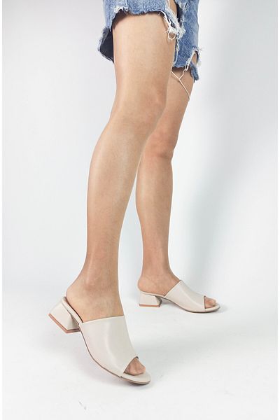 GDT Ayakkabı Beige Color Thick Heeled Women's Slippers