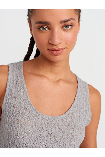 Dilvin 20984 Peplum Lace Top-Grey