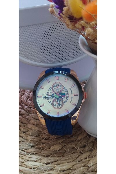 Universal Carera Taghuer Luxury Men's Wrist Watch