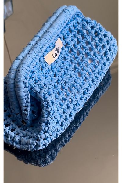 AYLAKAYA Handcrafted Clutch - Project Content: