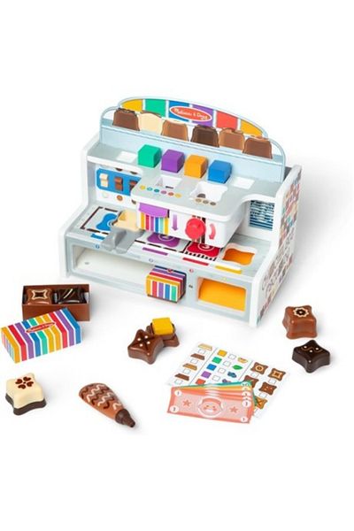 Melissa & Doug Dřevěná hrací sada Továrna na čokoládu