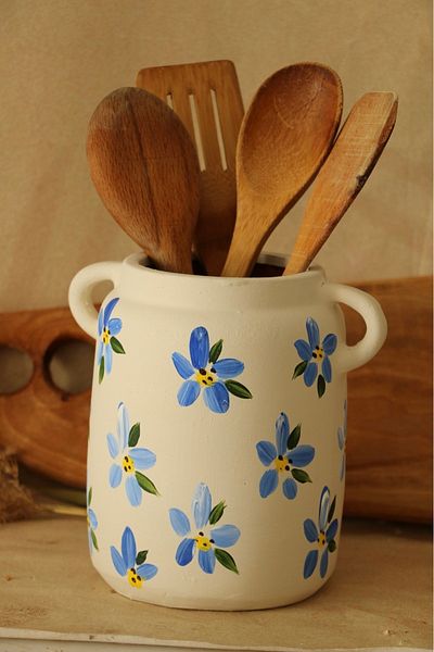 Hoyatap Decorative Handmade Blue-White Floral Patterned Clay Vase with Handle