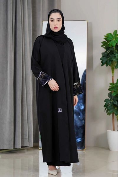 Zahya Abaya عباية ناعمة بتدخيلات تطريز ع الاكمام