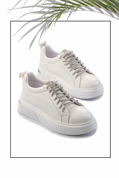 Bambi White Women's Sneaker K01377023409