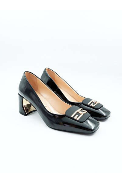 Tenau Pantofi cu toc de damă din piele naturală