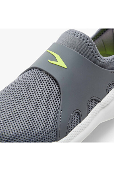 Dash Pull Tab Detail Slip-On Sports Shoes