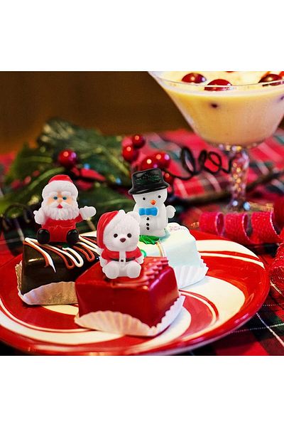 Yisscen Set of 10 Christmas cake decorations Yisscen, PVC, white/red, 4.5 cm