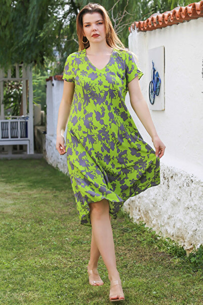 Chiccy Πράσινο φόρεμα με λαιμόκοψη V με χαμηλό μανίκι Casuall Vis kin