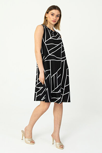 Nuevo Μαύρο φόρεμα βισκόζης με μοτίβο με άνετη γραμμή