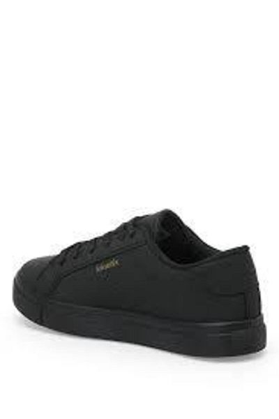 Kinetix Sneakers