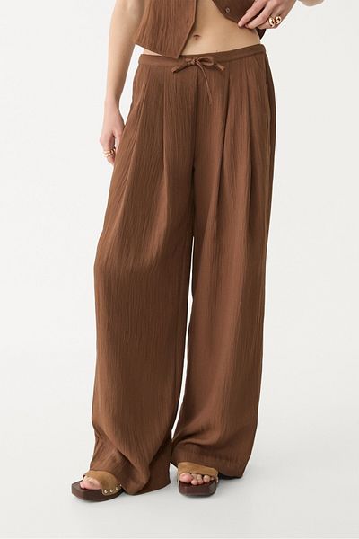 Stradivarius Textured drawstring trousers