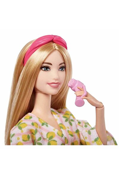 Barbie ® Bebek, Yavru köpeği ve aksesuarları, çocuklar için oyuncaklar, kişisel bakım spa günü HKT90