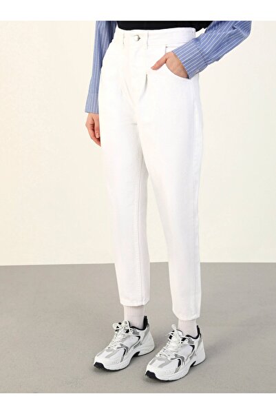 Benin Boyfriend Pleat Detailed Jeans - bílé - Benin