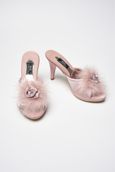GC Gift & Dowry Luxury Furry Slippers