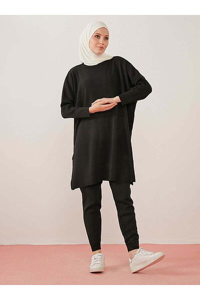 Por La Cara Full Needle Sleeves Ribbed Side Slit Long Knitwear Tunic - Black -