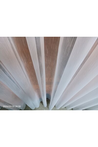 Store Yağmur çizgili kırışmaz salon tülümüz indirimde