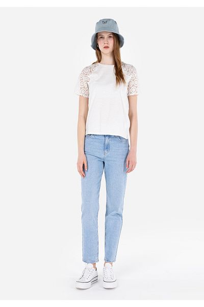 Colin's Mom Fit Shrinkable Leg Women's Gray Jean Pants