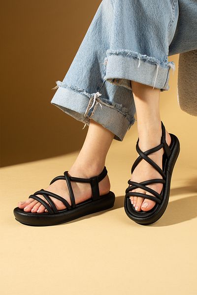 Pembe Potin New Season Women's Black Banded Comfortable Poly Sole Stylish Daily Sandals