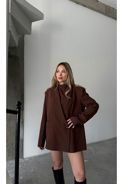 Zey Studio Women's Brown Oversize Blazer Jacket with Padding Detail
